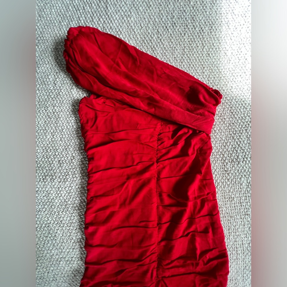 Dress - Picture 6 of 7